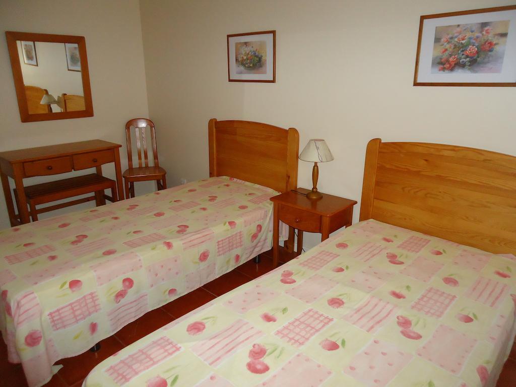 Apartamentos Varandas Da Rocha Portimão Quarto foto